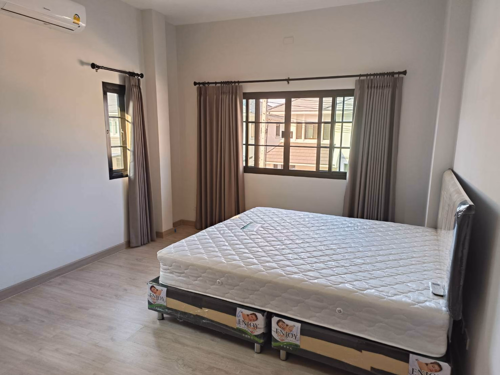 3 Bed House for Rent in Mueang Chiang Mai - Image 11