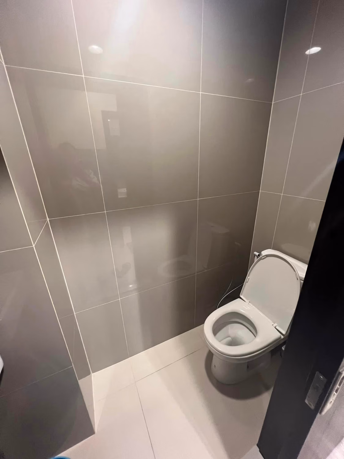 1 Bed Condo for Rent  Near Huai Khwang MRT - Image 6