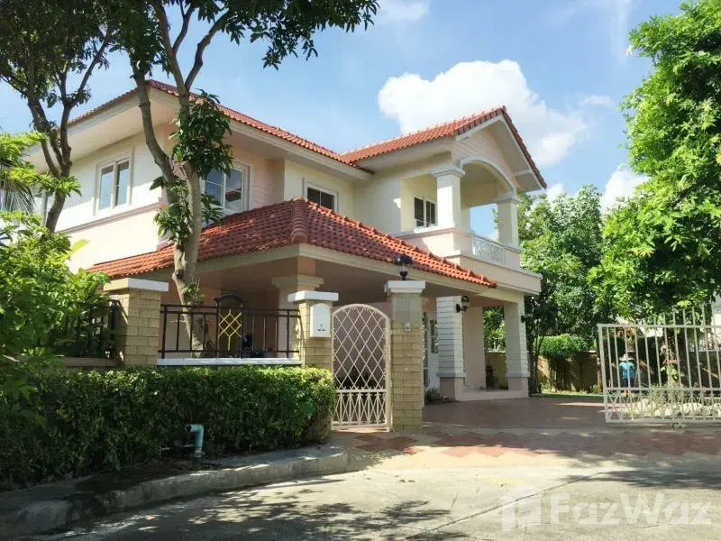 3 Bedroom House - Image 16