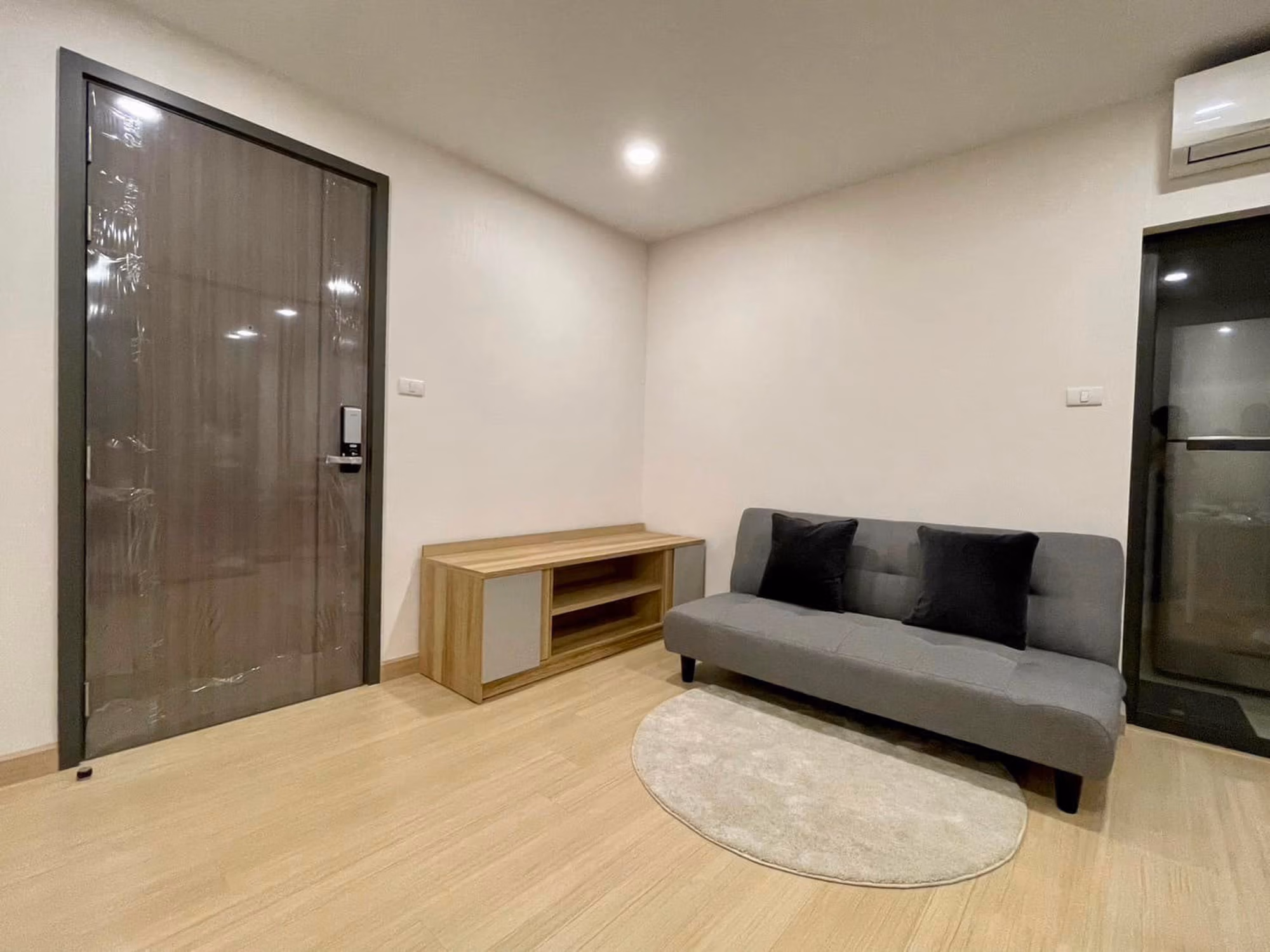 1 Bedroom Condo - Image 2