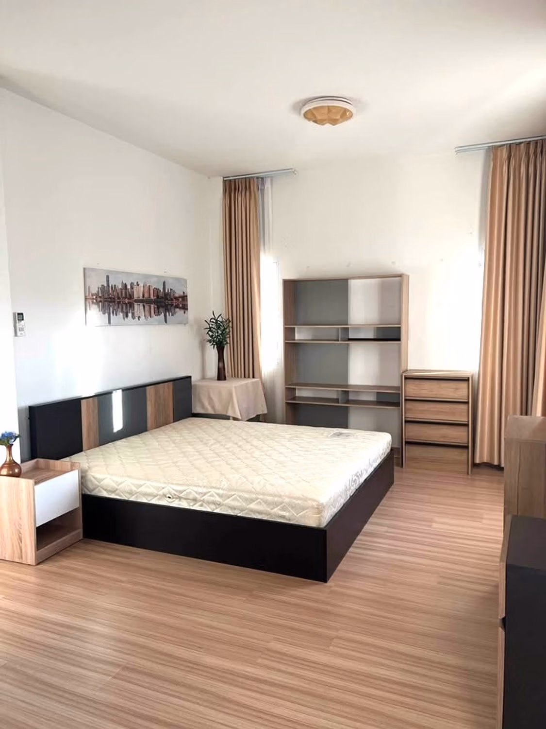 3 Bed House for Rent in Saraphi - Image 6