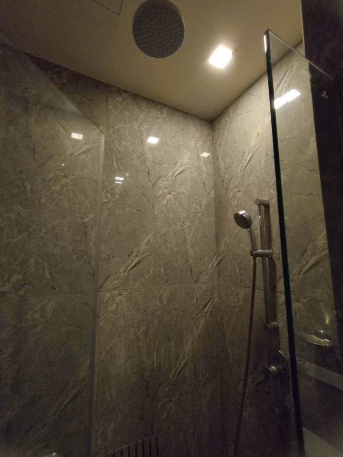 1 Bed Condo for Rent in Watthana - Image 4