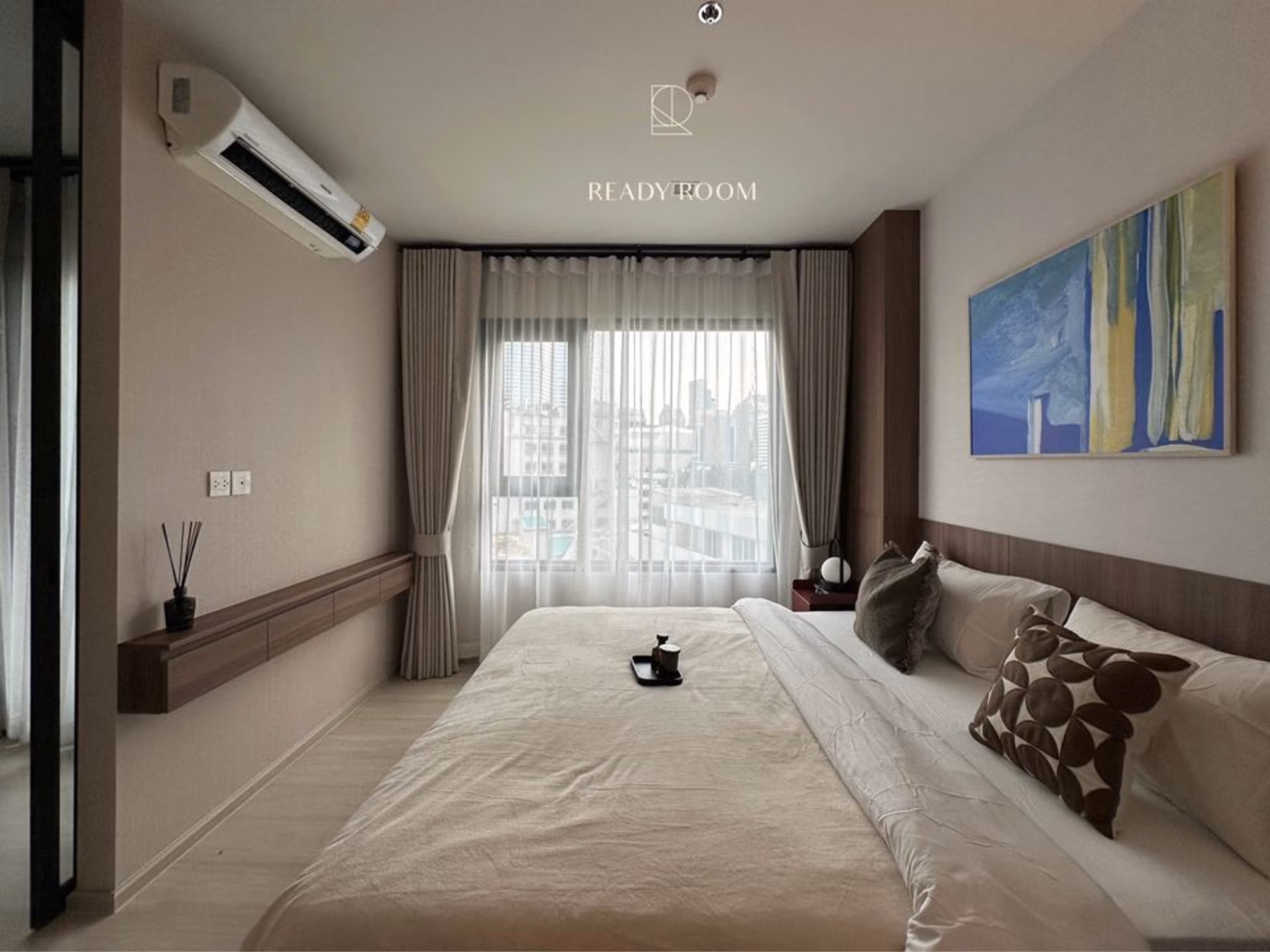 Condo - Image 2