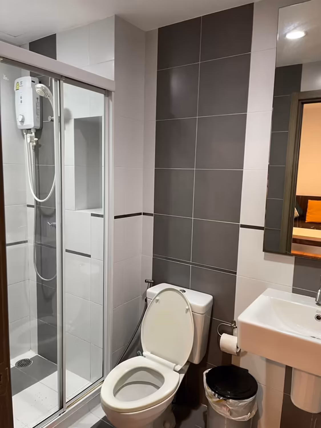 Condo for Rent at The Base Sukhumvit 77 - Image 5