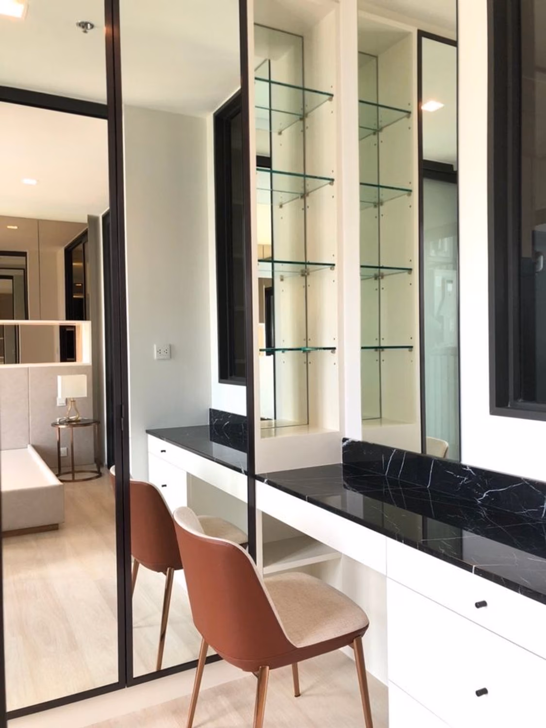 1 Bed Condo for Rent  Near Phloen Chit BTS - Image 11