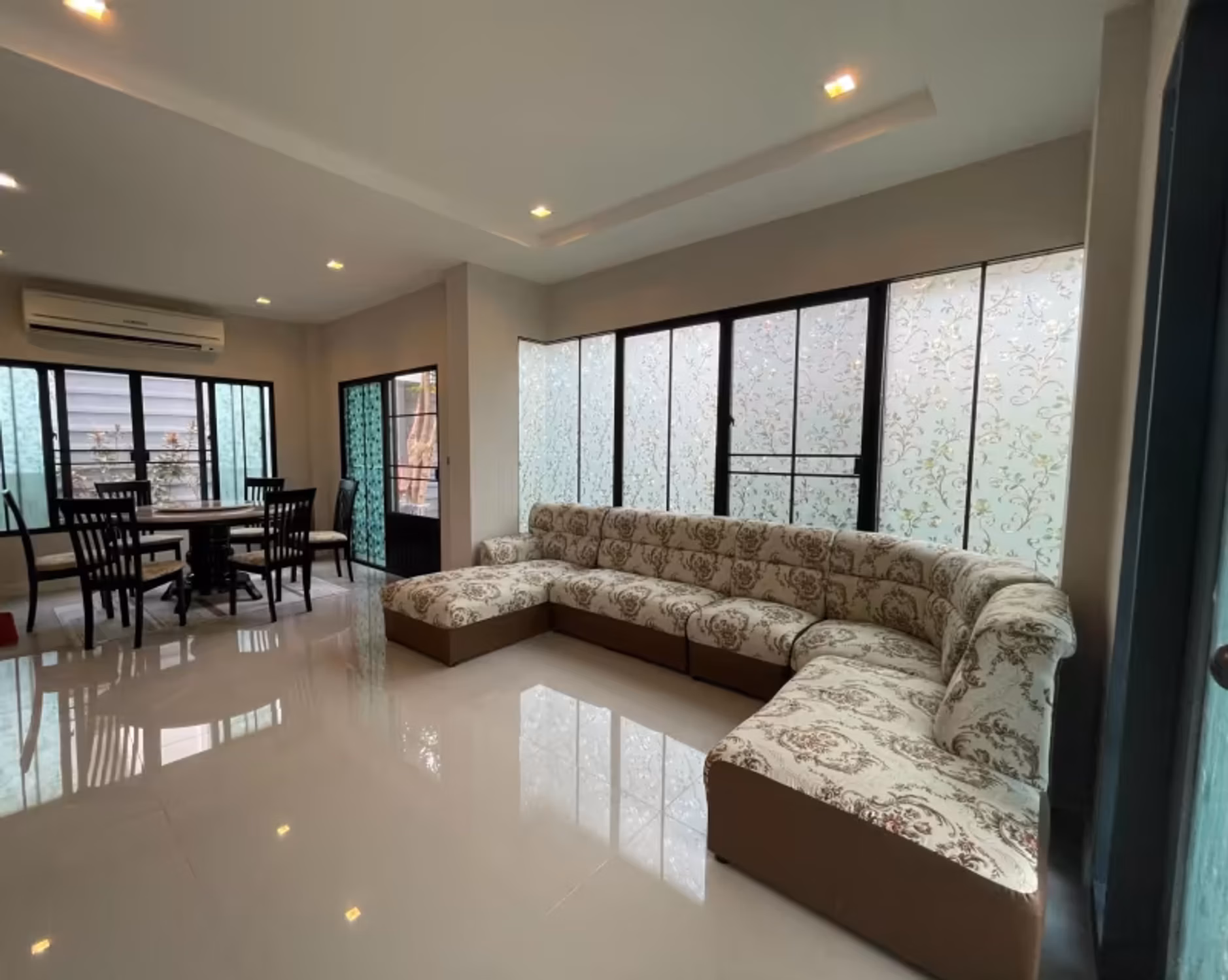 3 Bedroom House - Image 3