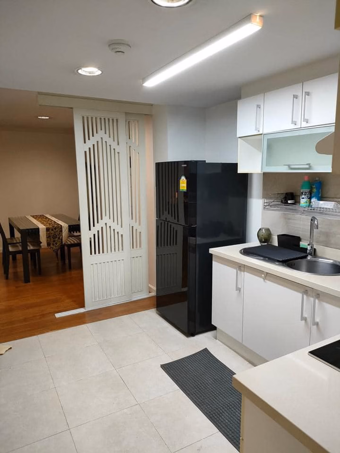 2 Bed Condo for Rent in Watthana - Image 4