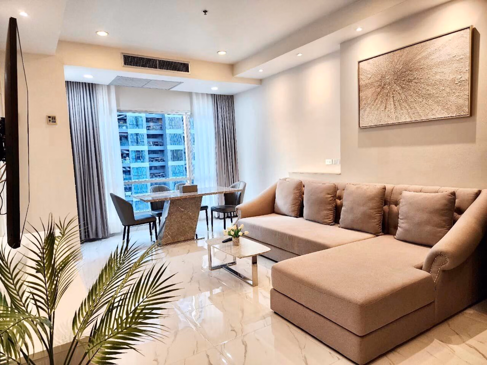 Condo for Rent at Trendy Condominium Sukhumvit 13 - Image 1