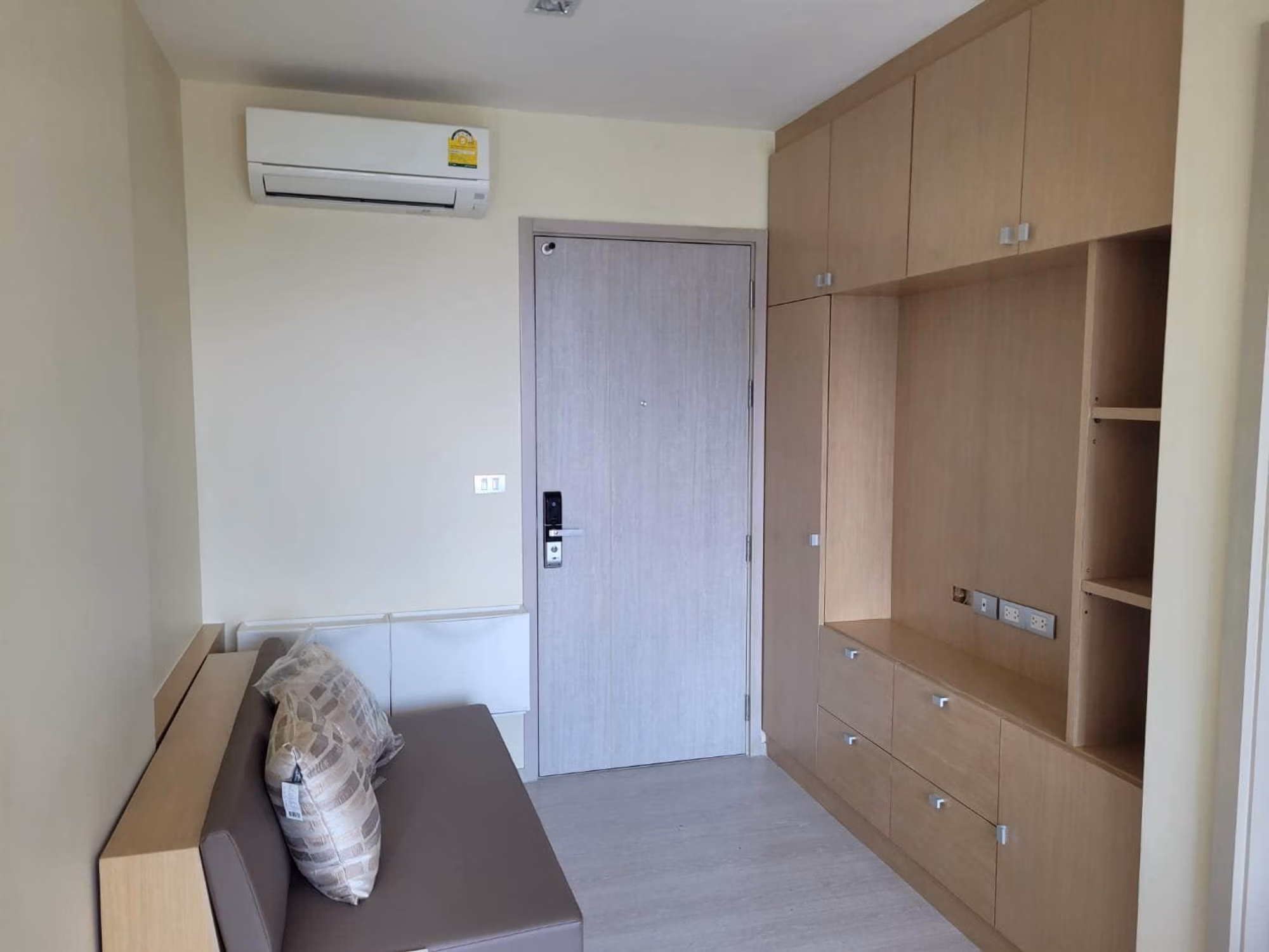 1 ห้องนอน คอนโด สำหรับ จำหน่าย ใน Khlong Toei - Image 2
