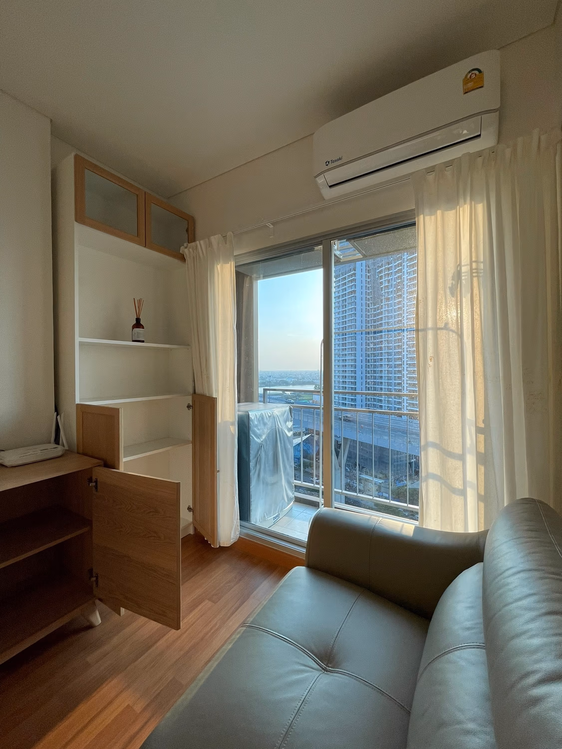 1 Bed Condo for Sale in Bang Kho Laem - Image 5