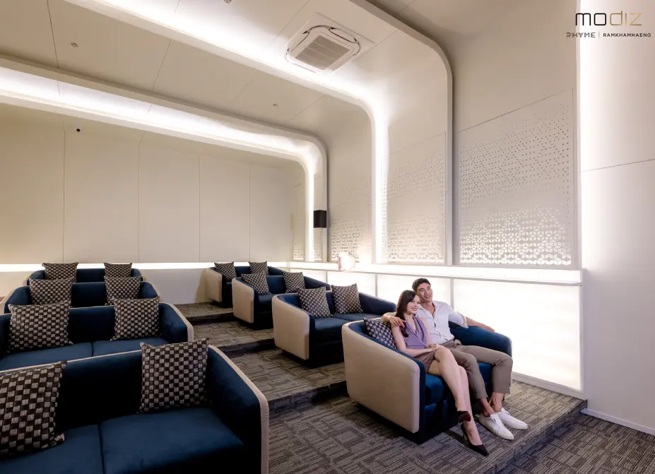 Private Cinema