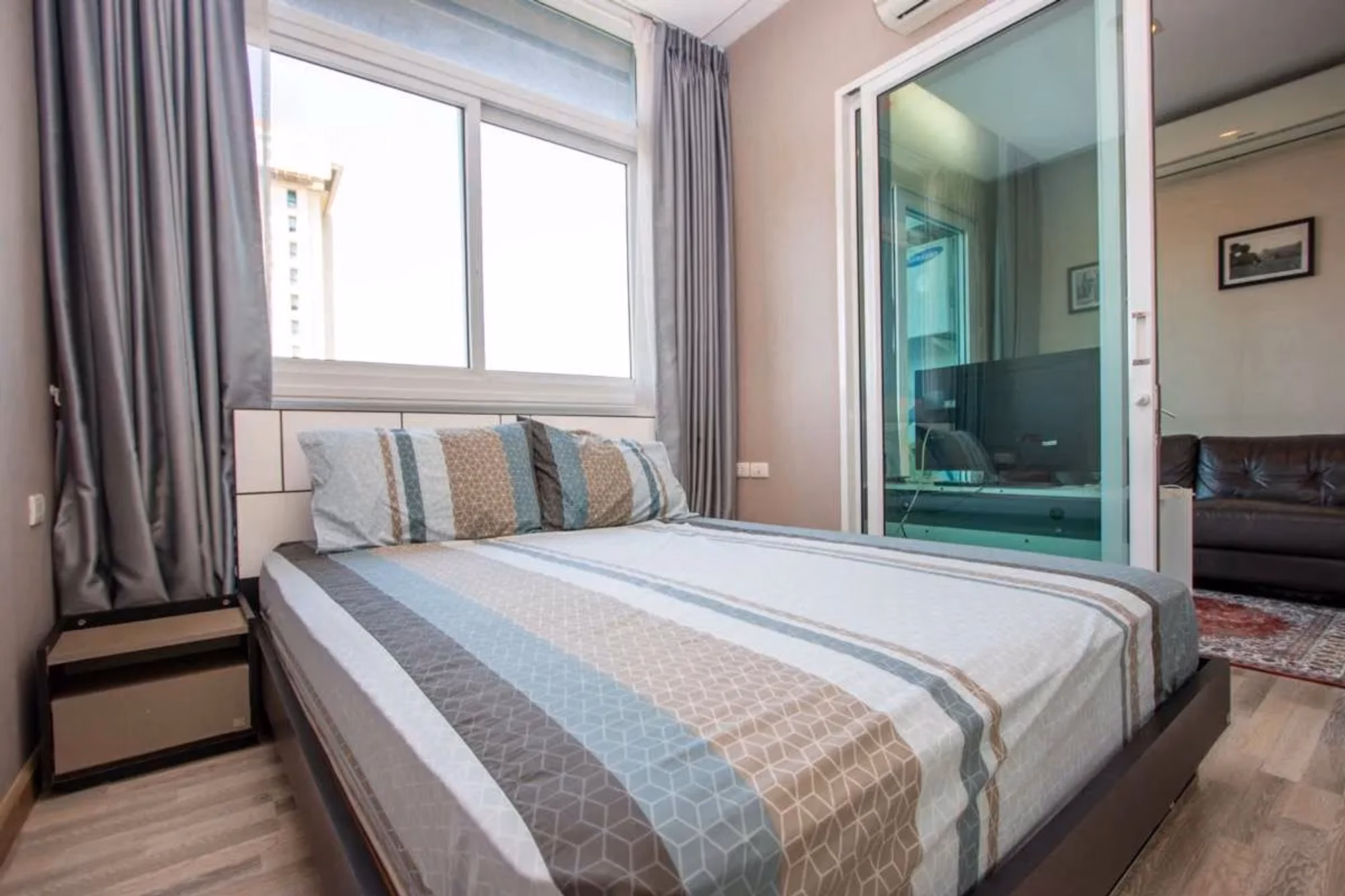 Condo - Image 3