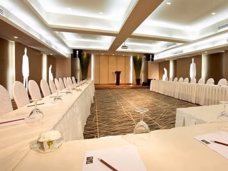 57 Bed Commercial for Rent in Din Daeng