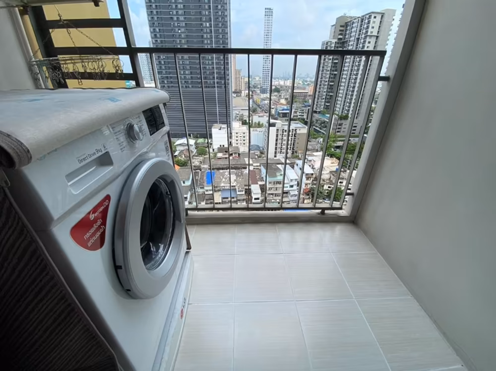 Condo - Image 4