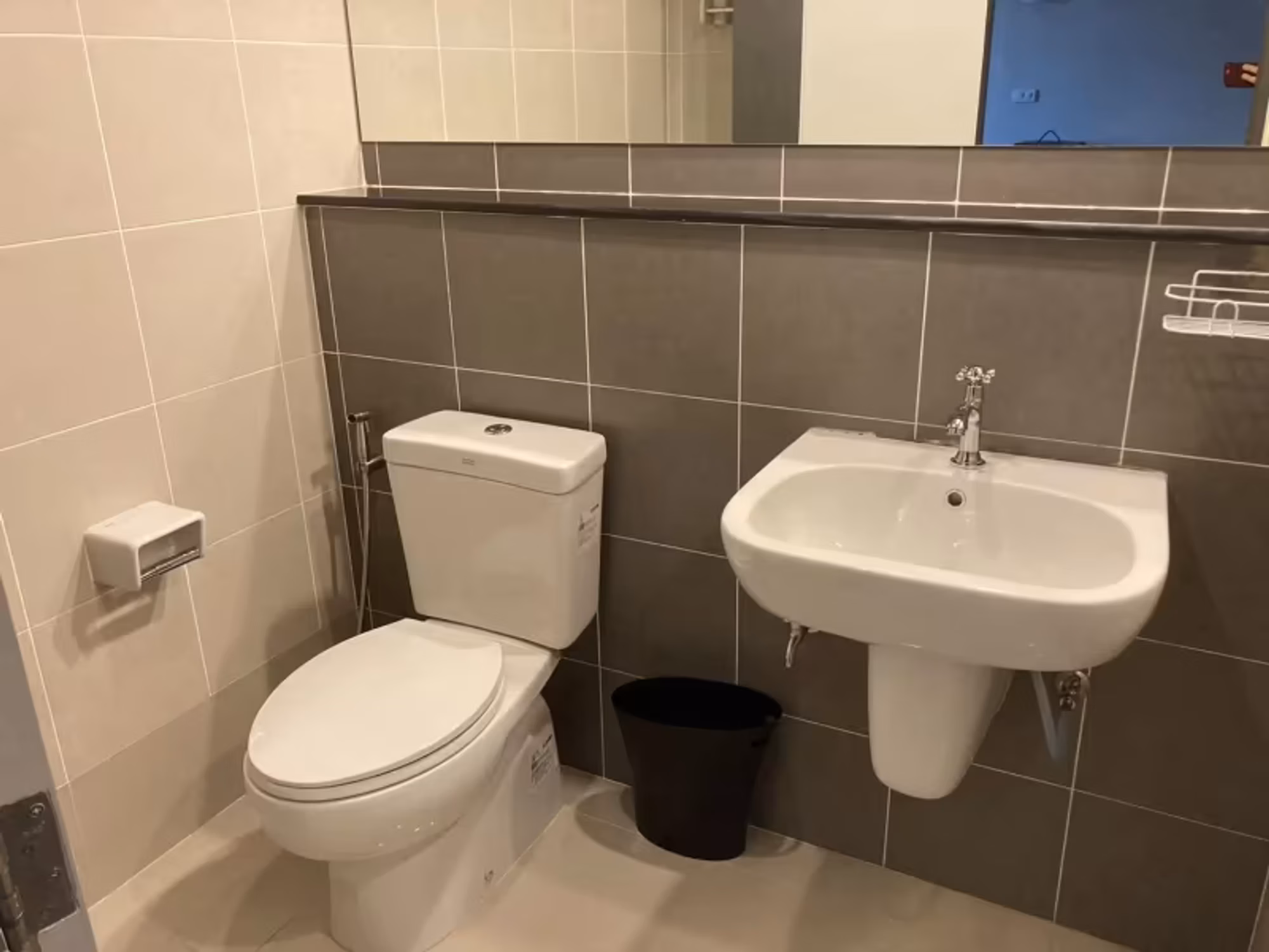 1 Bedroom Condo - Image 8