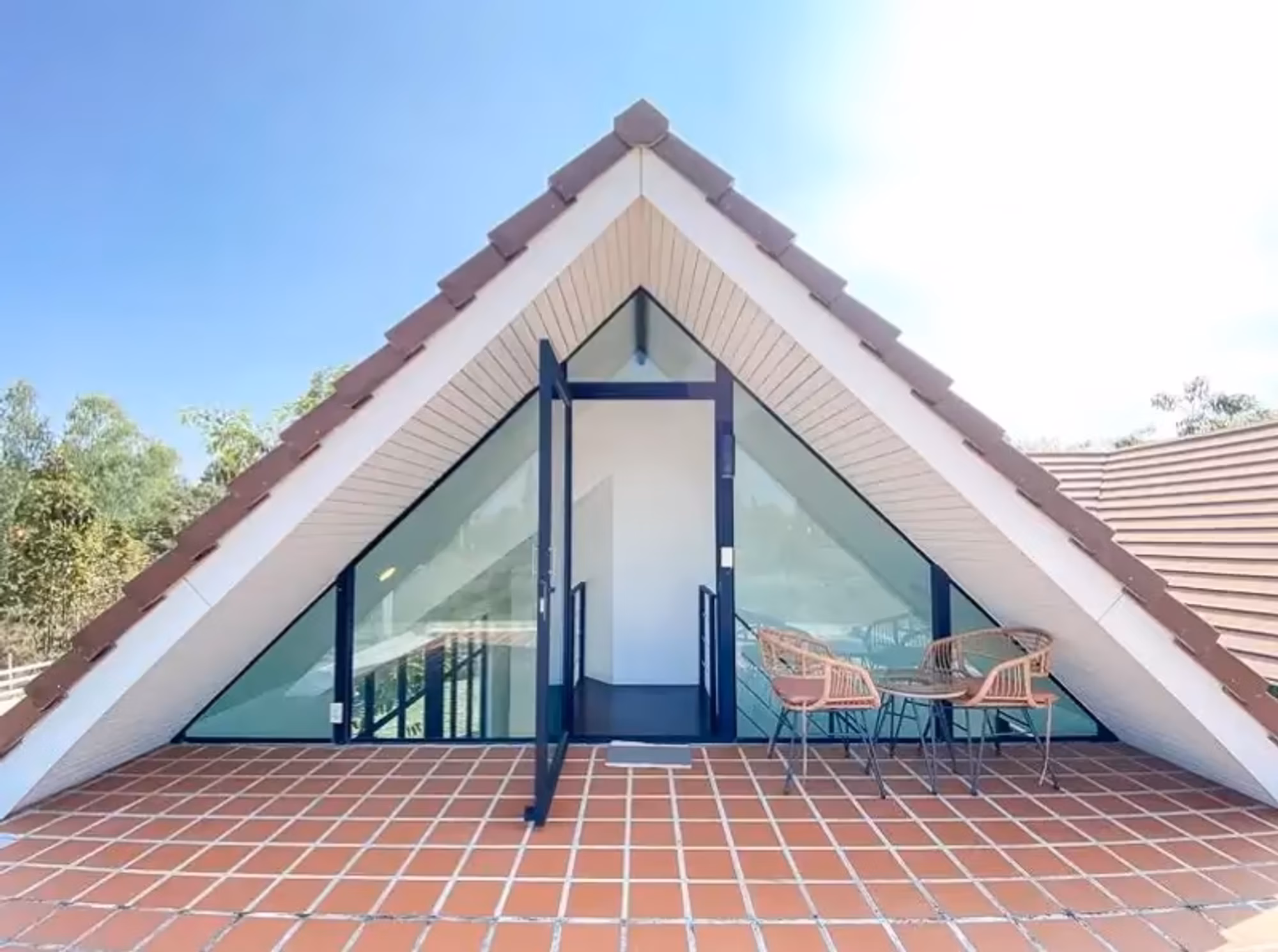 3 Bedroom House - Image 8