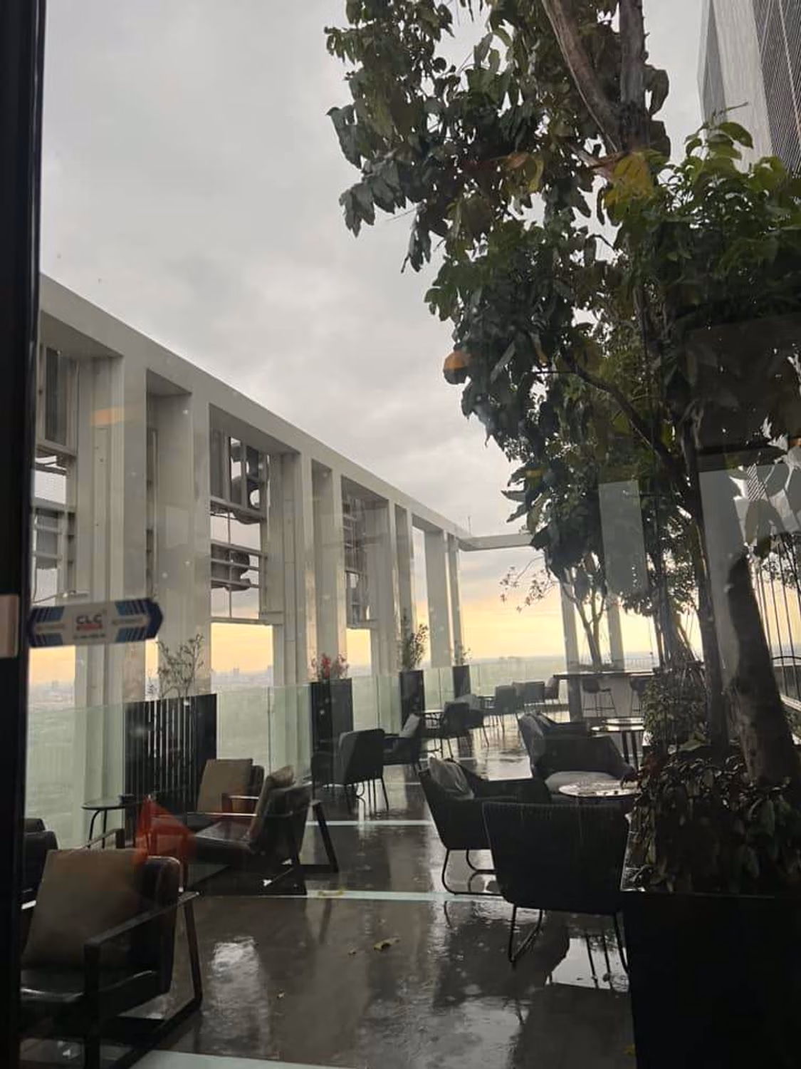 1 Bed Condo for Sale in Phra Khanong - Image 11