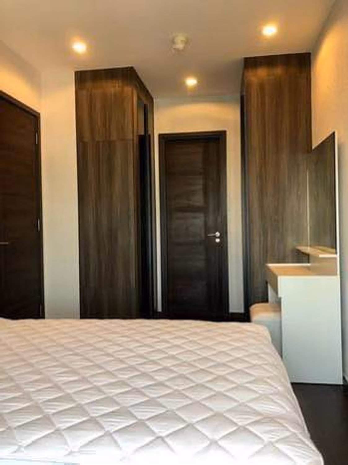 Condo - Image 6