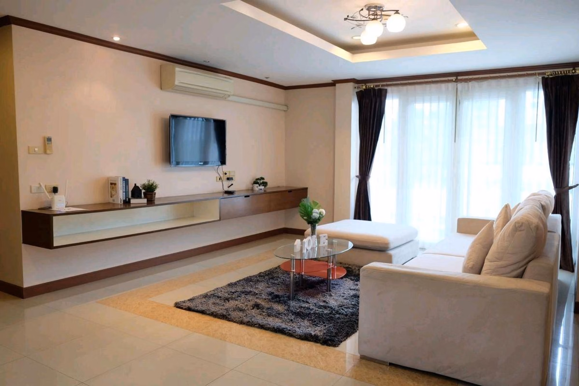 27 Bed Commercial for Rent in Watthana - Image 10