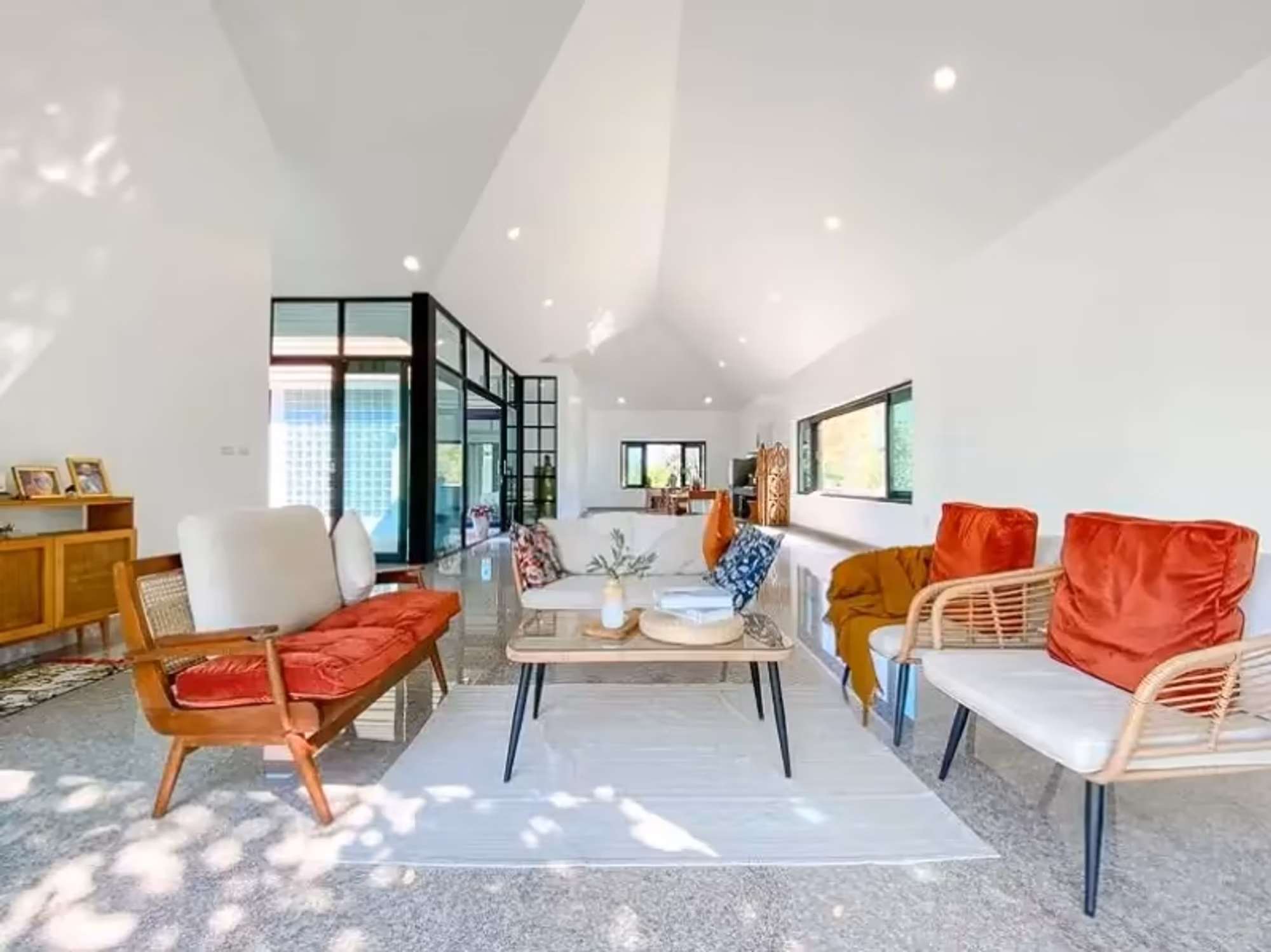 3 Bedroom House - Image 10