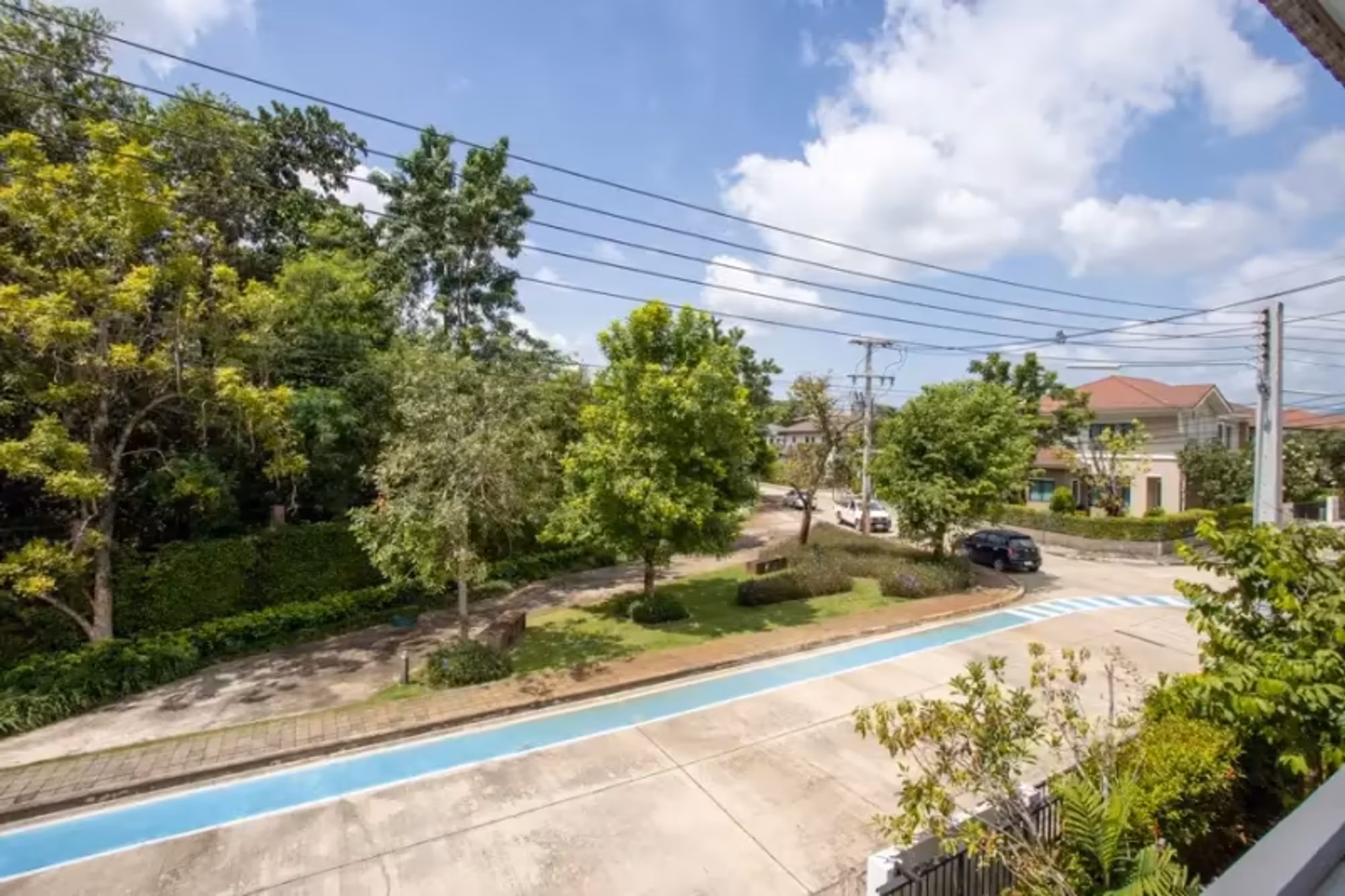 4 Bedroom House - Image 6