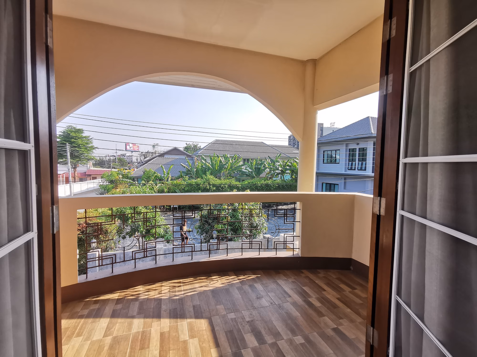 2 Bed House for Rent in Mueang Chiang Mai - Image 8