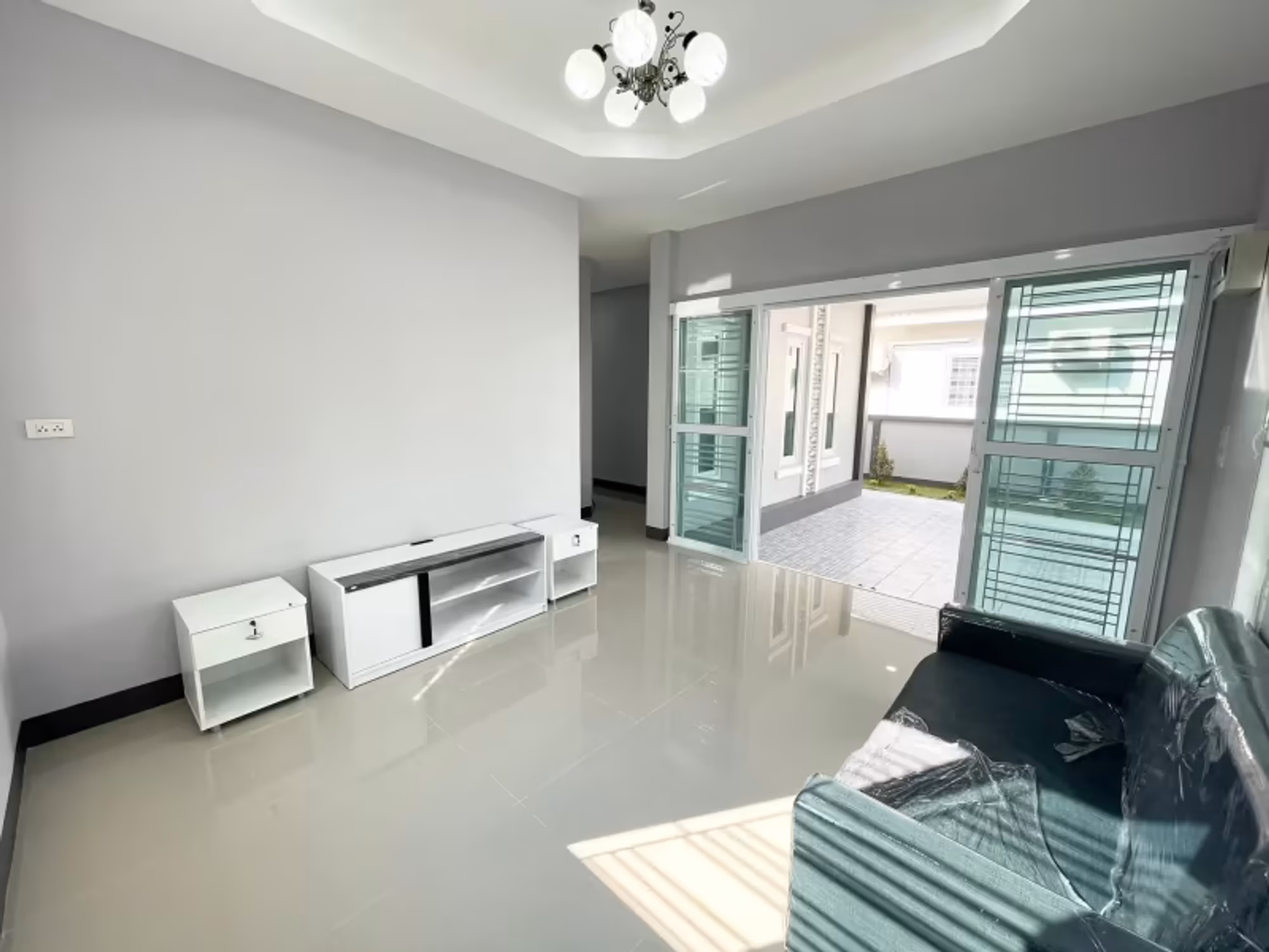 3 Bedroom House - Image 6