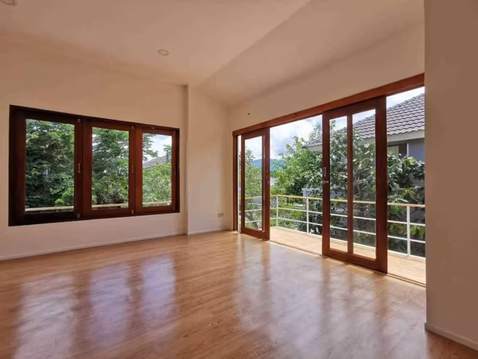 3 Bedroom House - Image 8