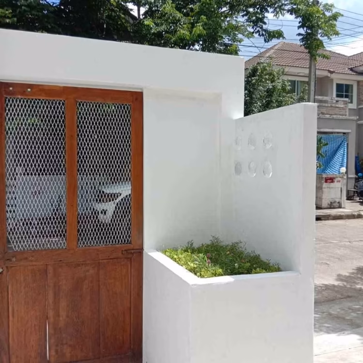 3 Bedroom House - Image 14