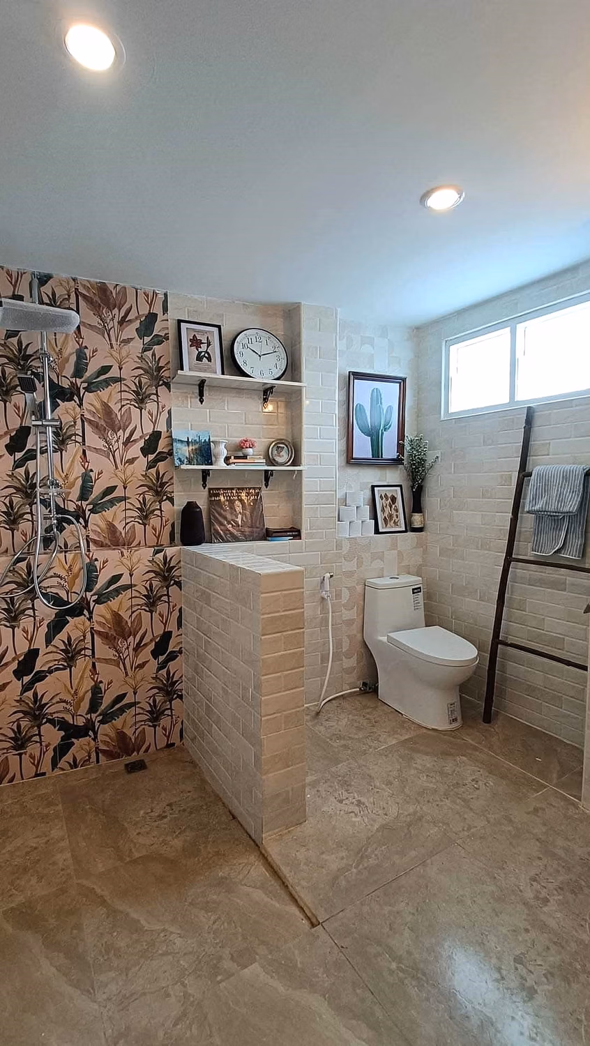 4 Bed House for Sale in San Pa Tong District - Image 11