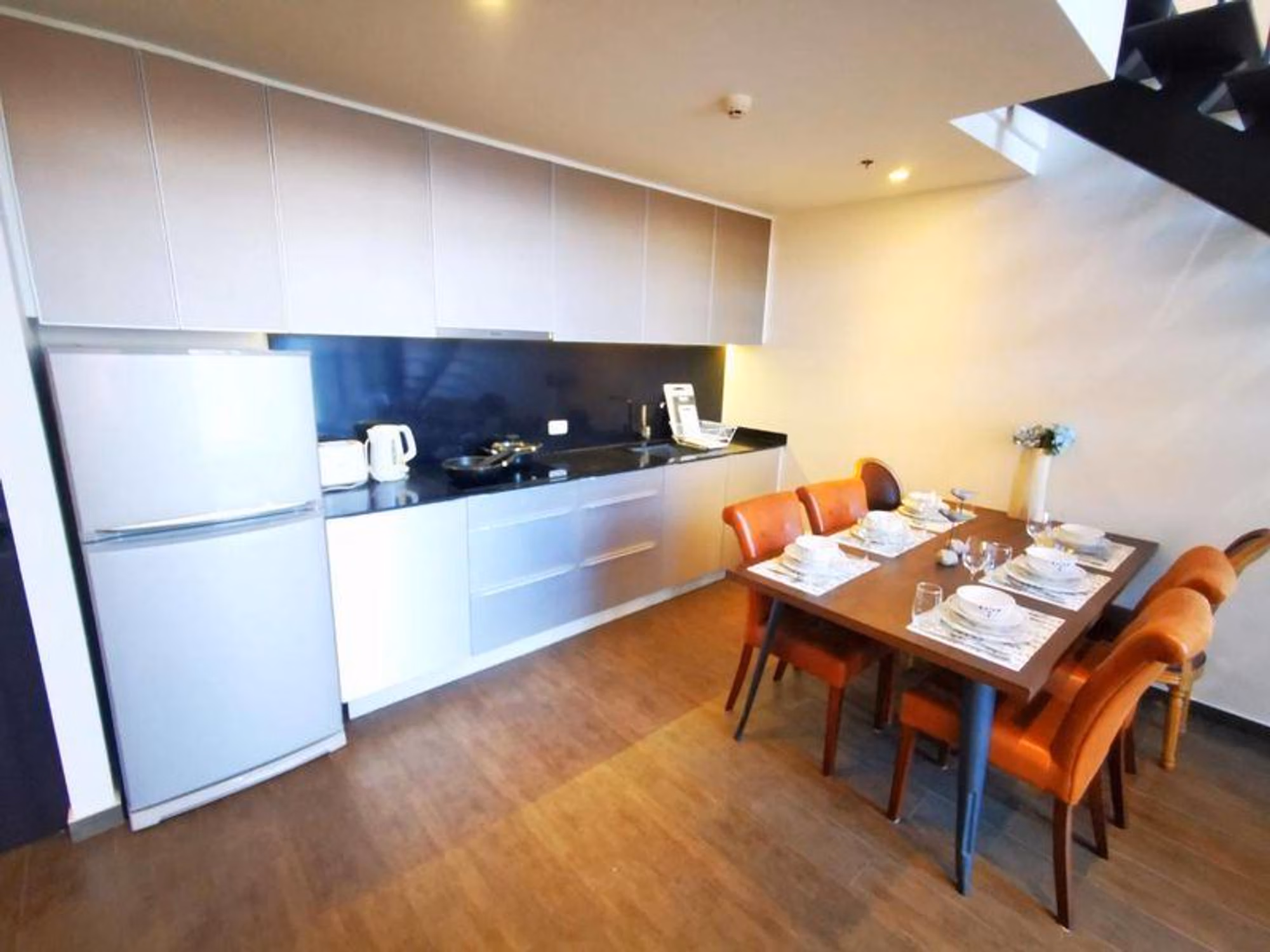 2 Bed Condo for Rent in Watthana - Image 5