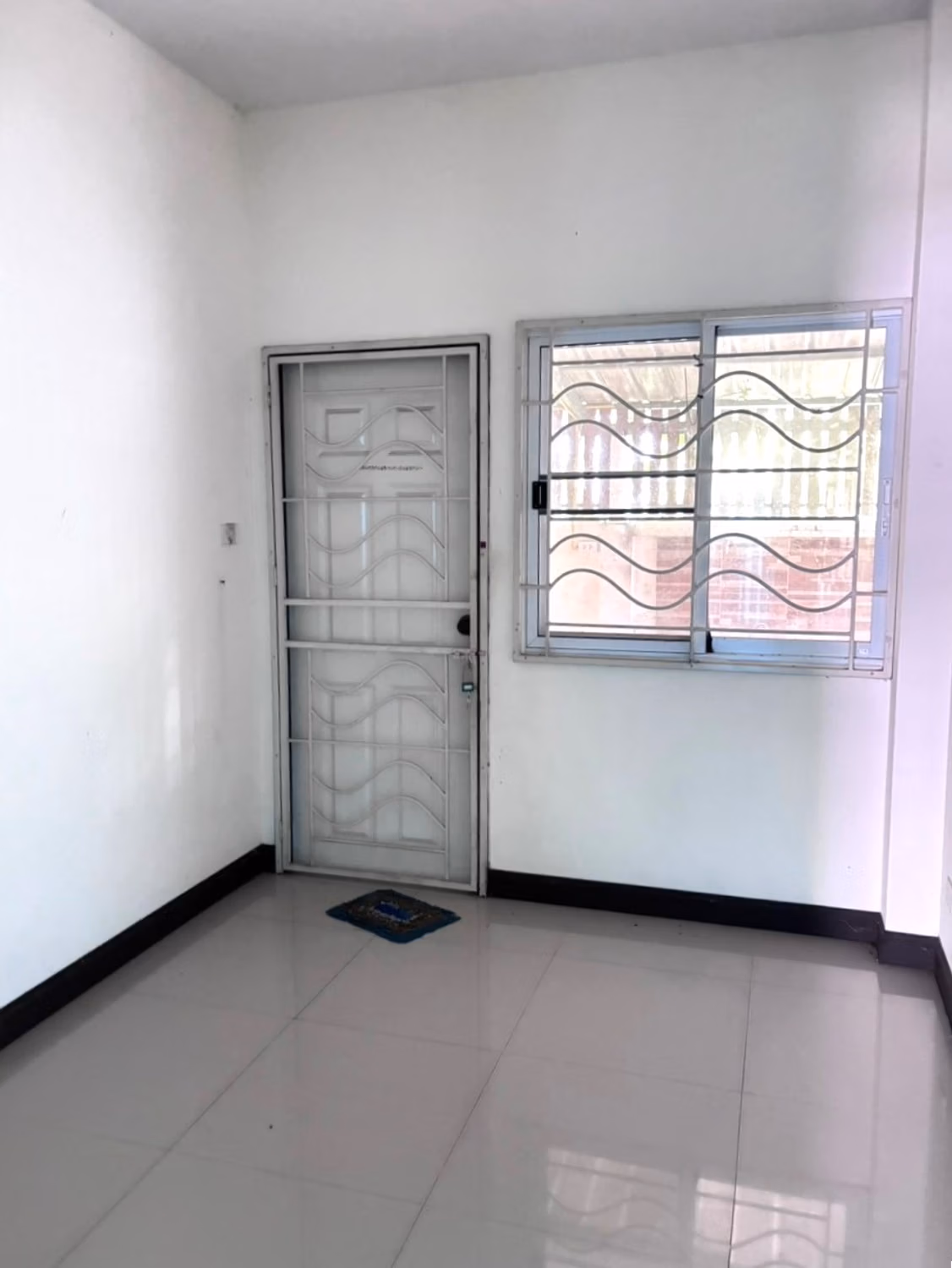 3 Bed House for Sale in Doi Saket District - Image 5