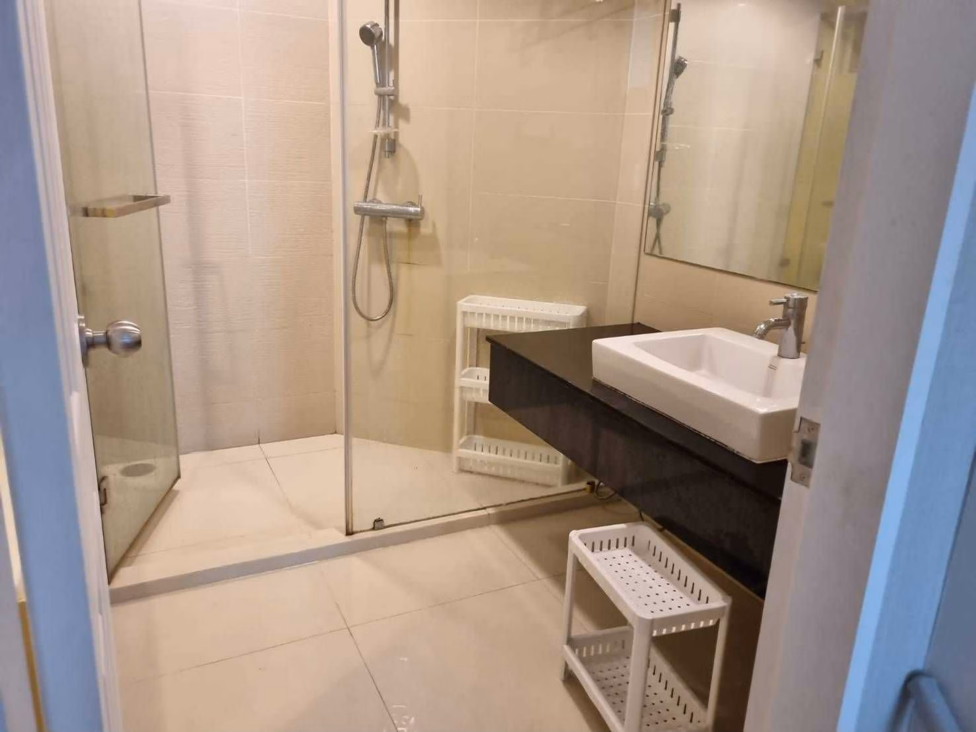 2 Bed Condo for Rent and Sale  Near Phra Ram 9 MRT - Image 4