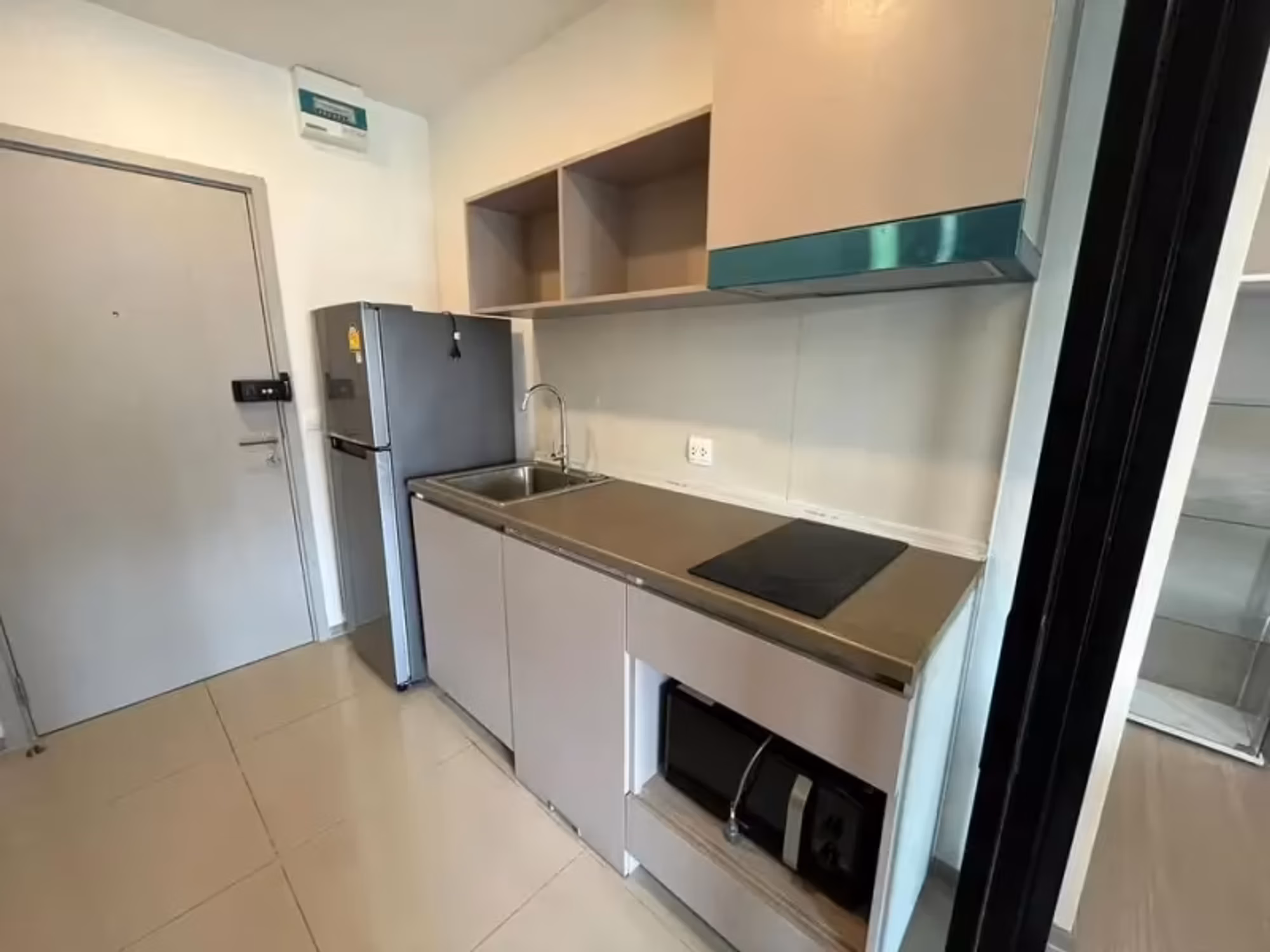 1 Bedroom Condo - Image 6