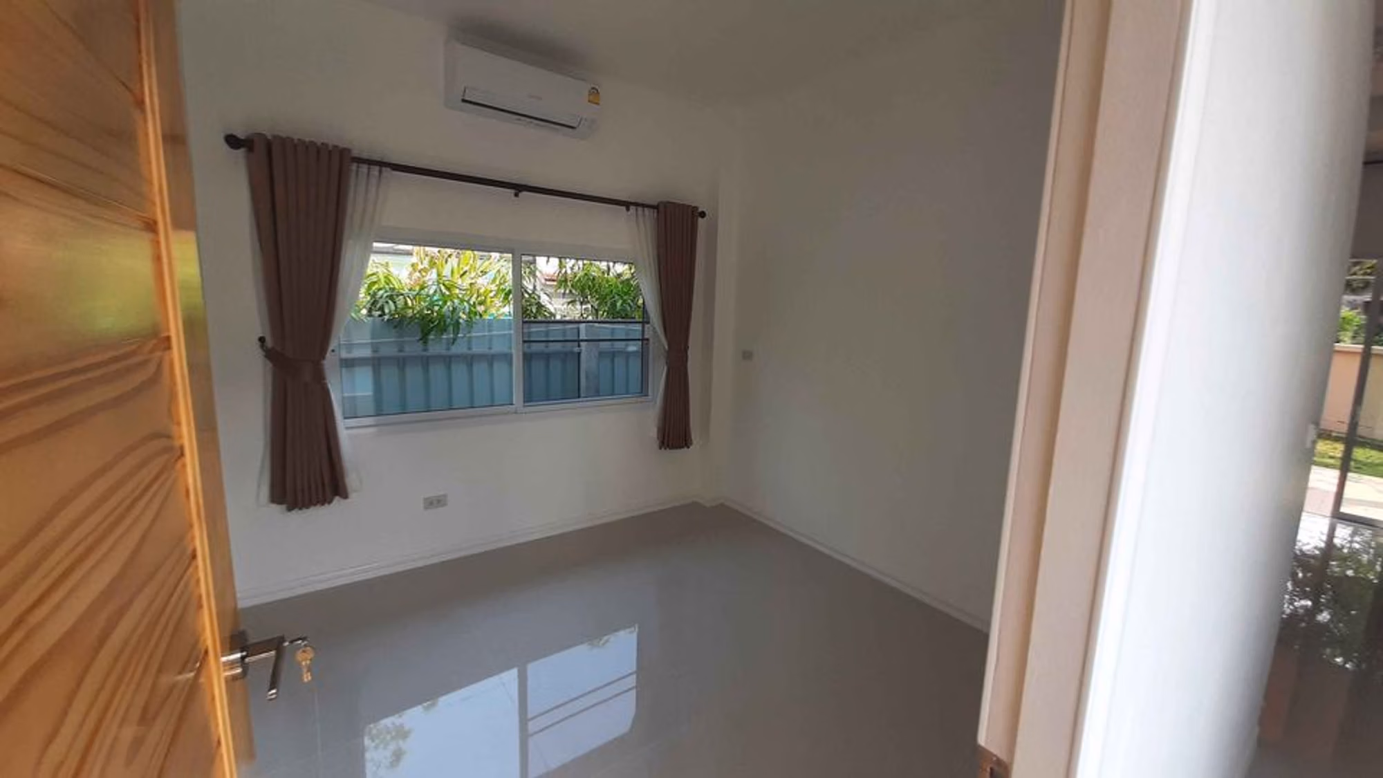 2 Bed House for Rent in Mueang Chiang Mai - Image 7