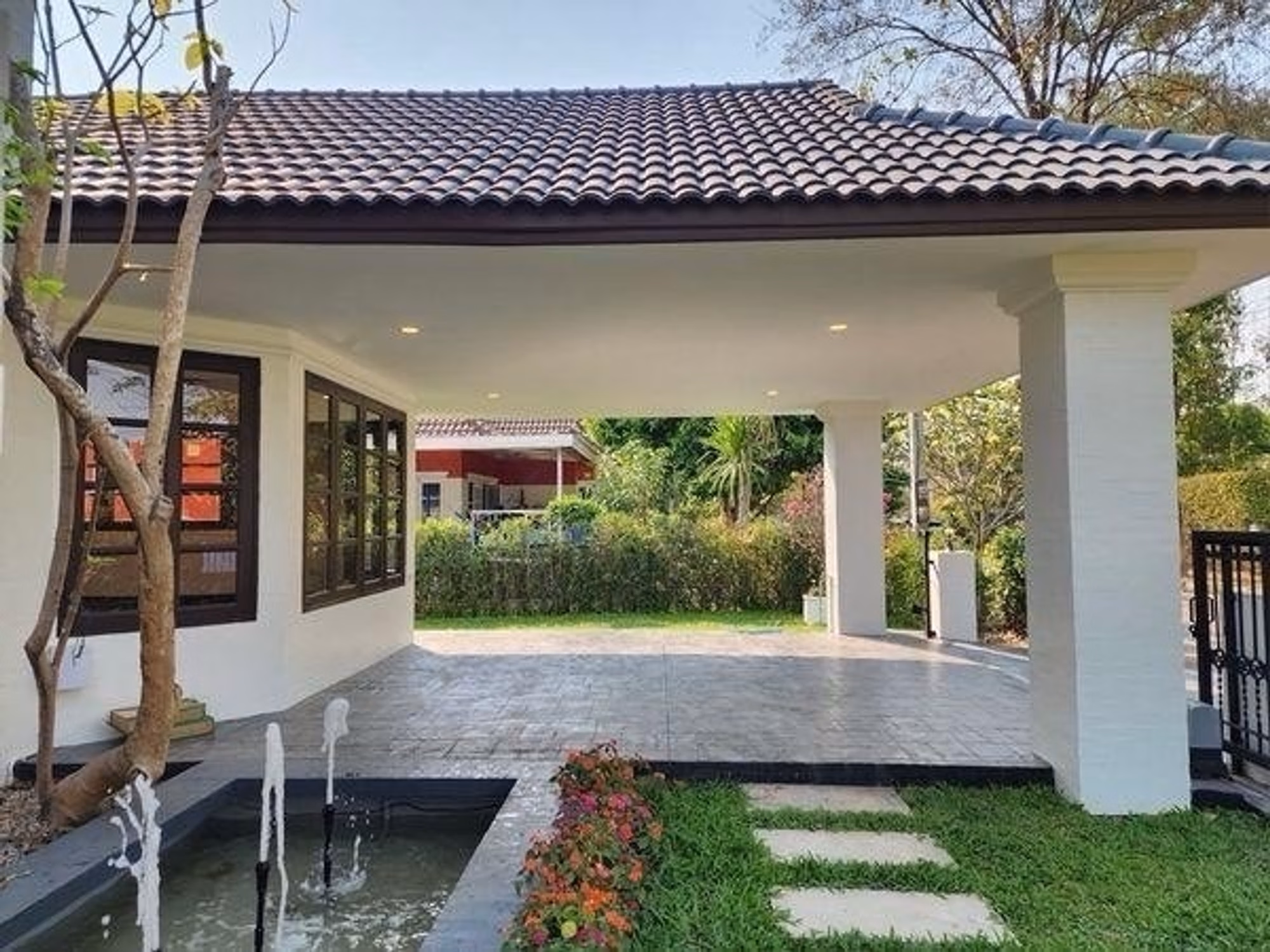  - Image 6