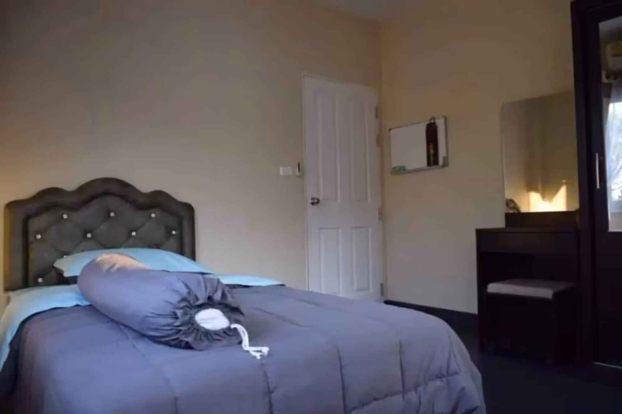 3 Bedroom House - Image 8