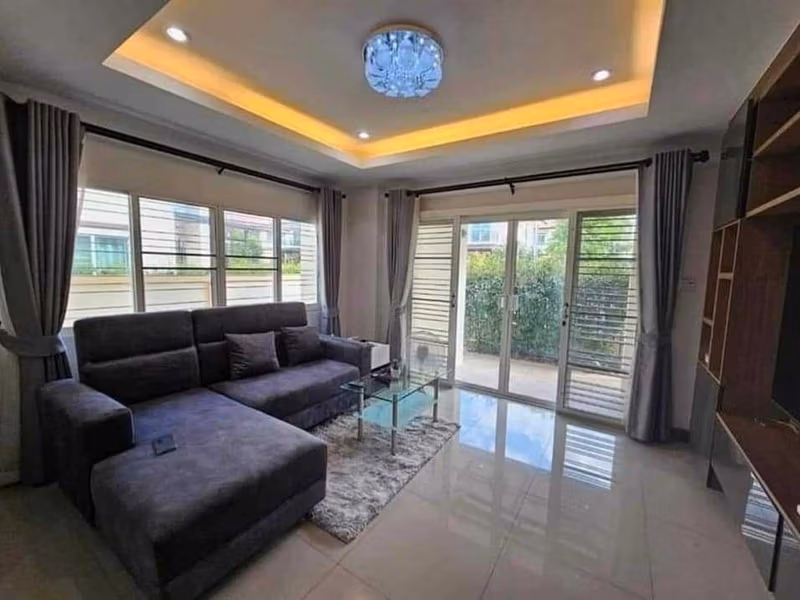 3 Bed House for Rent in San Kamphaeng