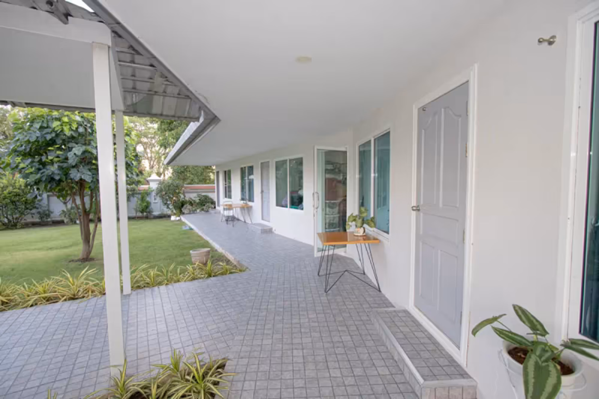 5 Bedroom House - Image 11