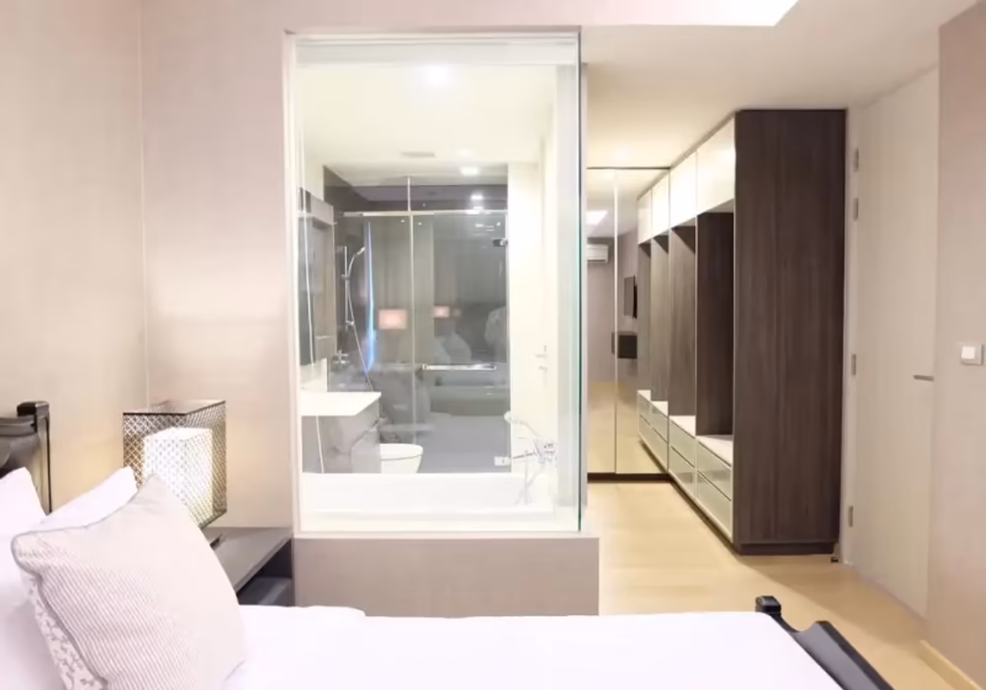 1 Bedroom Condo - Image 5