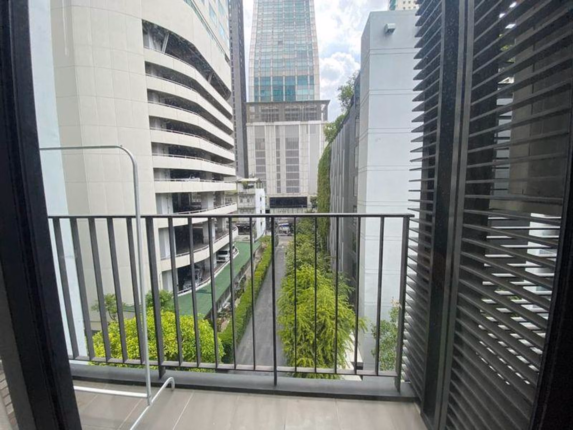 1 Bed Condo for Rent in Watthana - Image 14