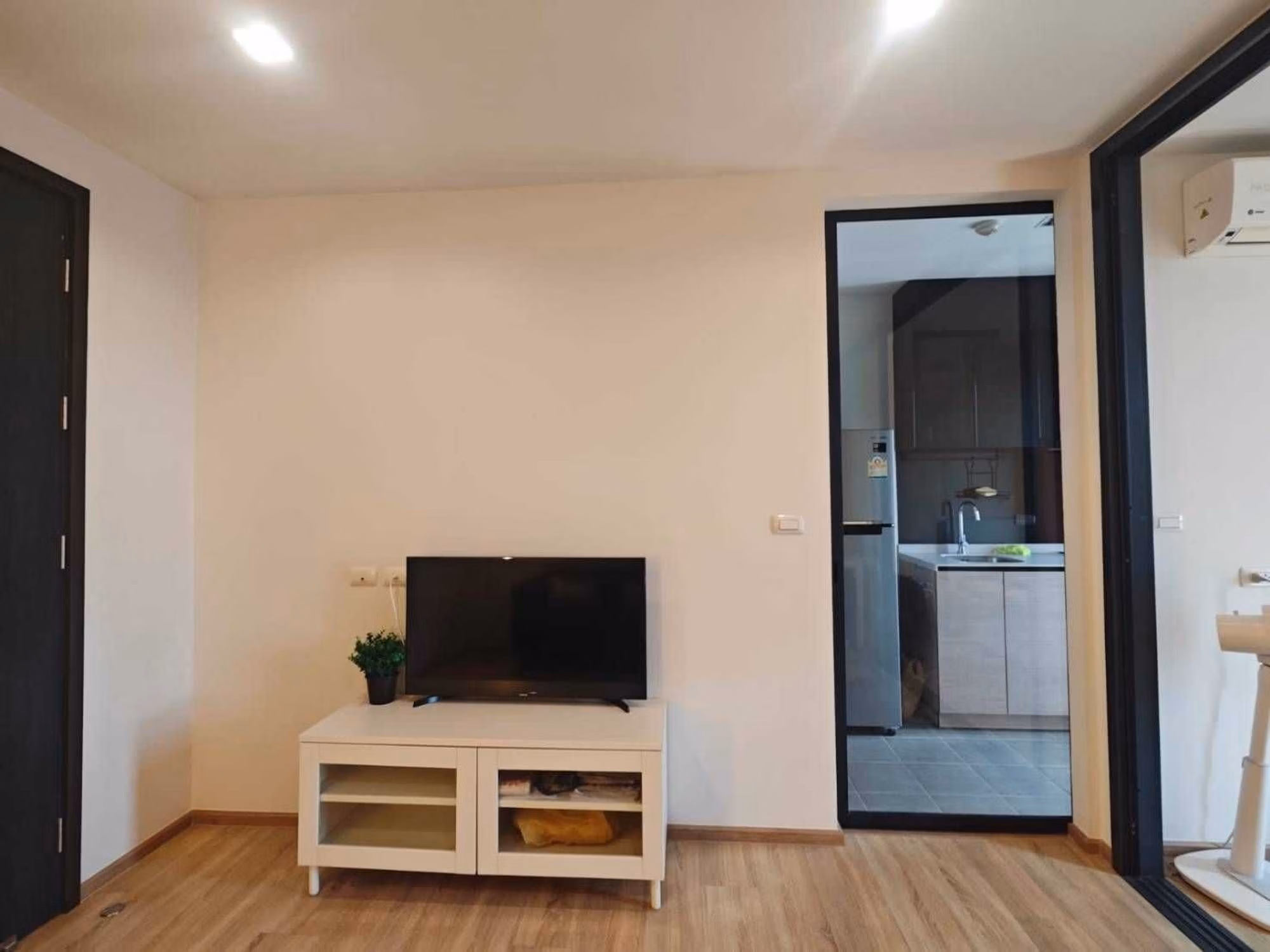 1 Bed Condo for Sale in Bang Kapi - Image 4