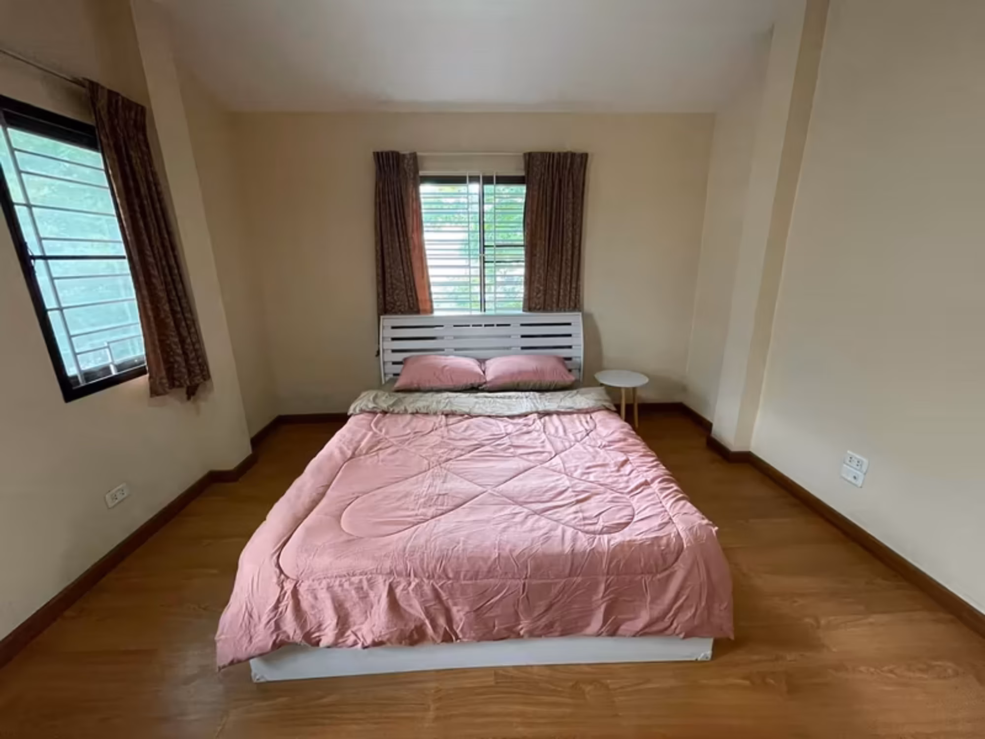 3 Bedroom House - Image 6
