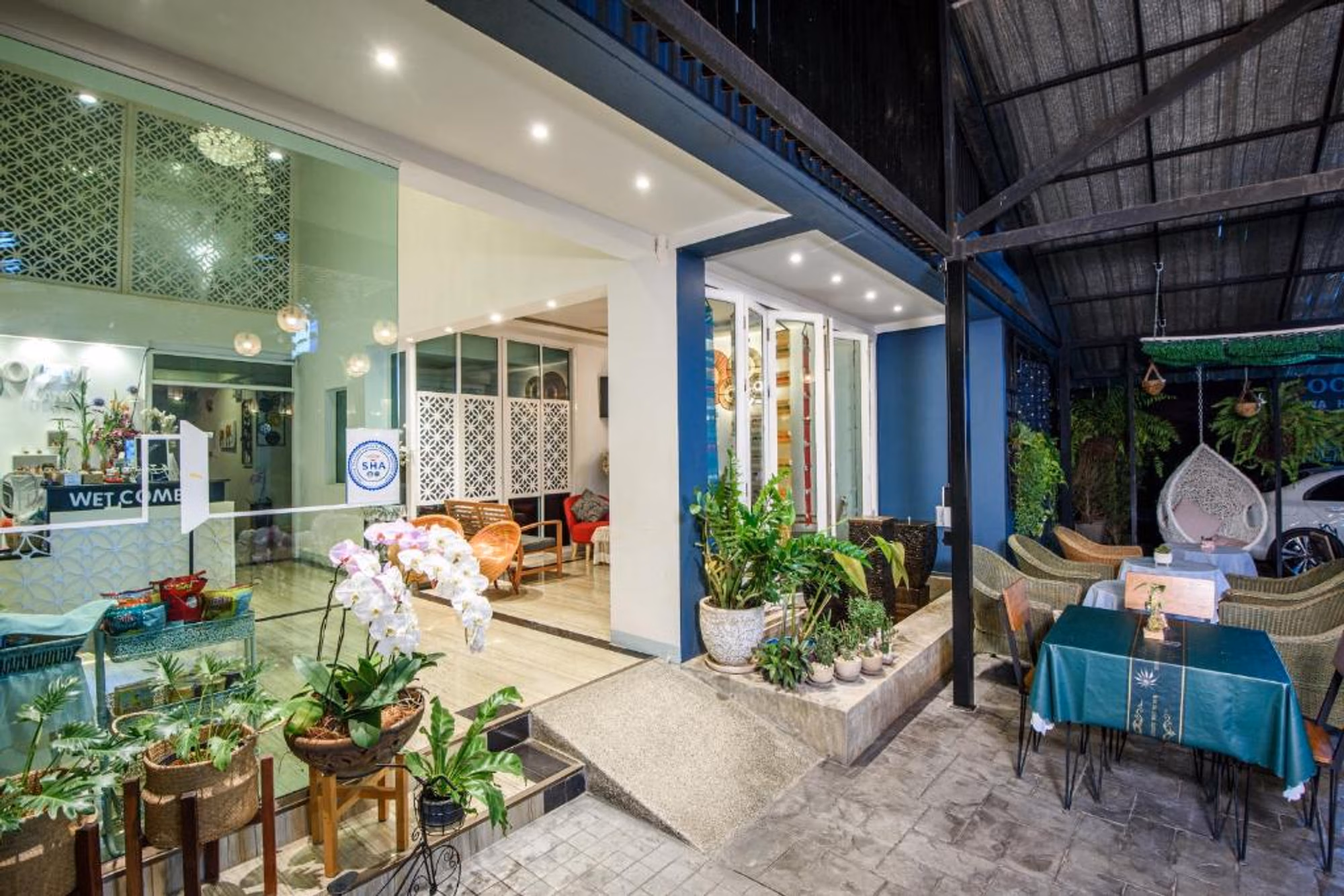 Commercial/Shophouse for Sale at Room Lanna Hotel - Image 13