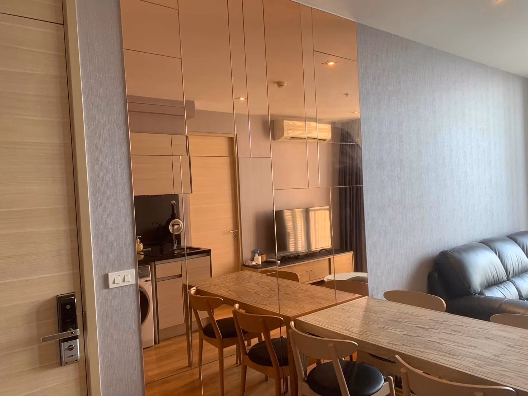 2 Bed Condo for Sale in Khlong Toei - Image 7