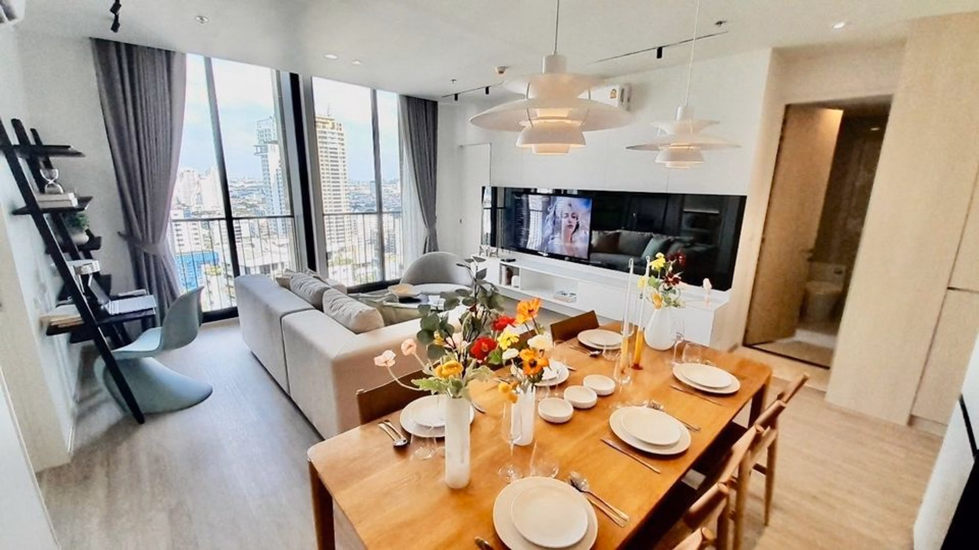 Condo - Image 2