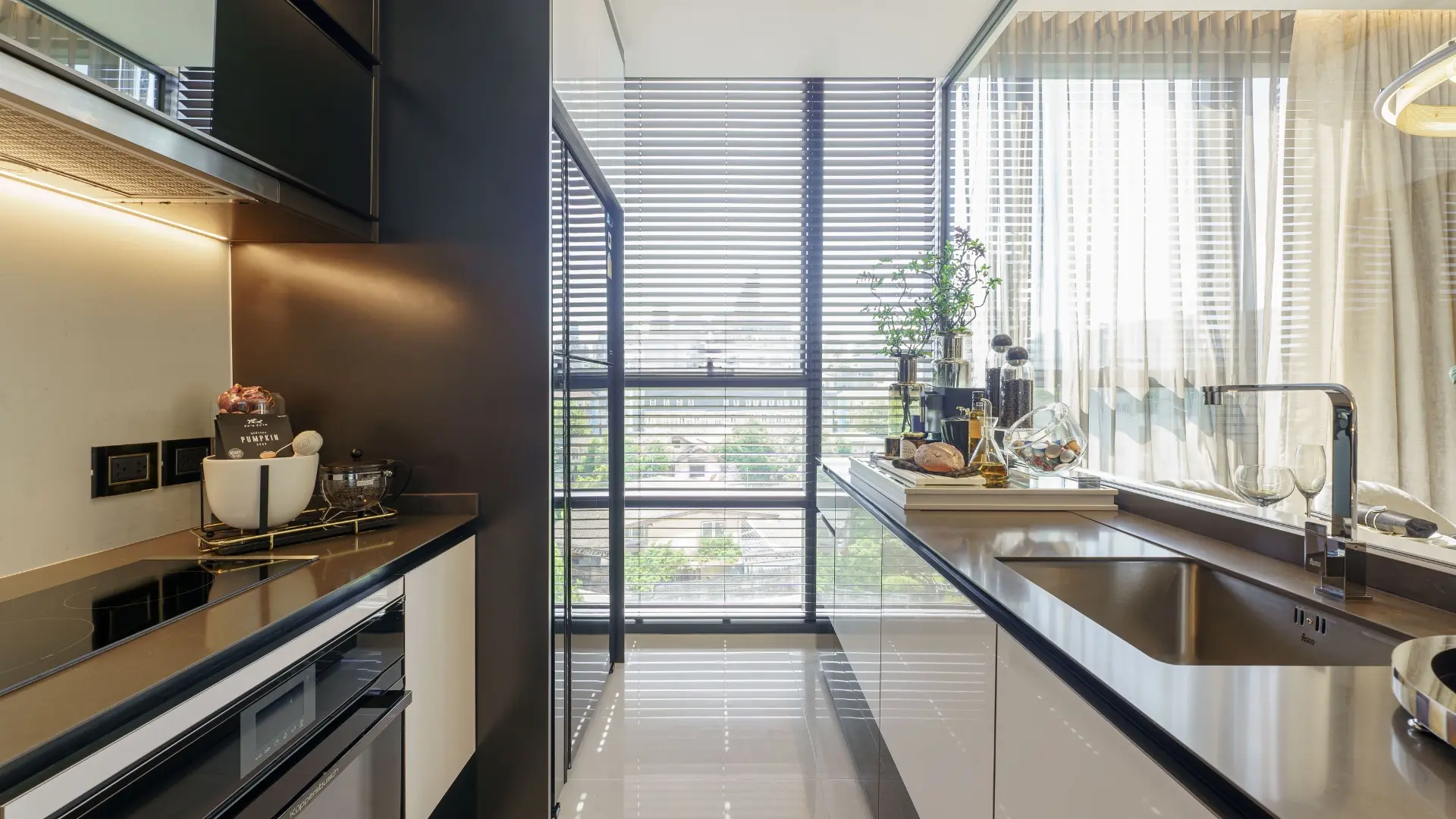 1 Bed Condo for Rent and Sale in Watthana - Image 12