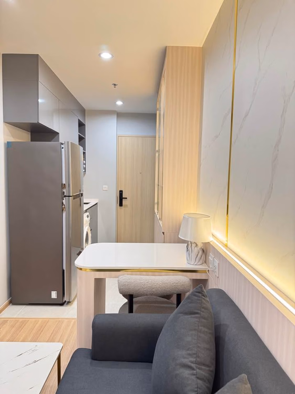 2 Bed Condo for Rent in Phra Khanong - Image 5