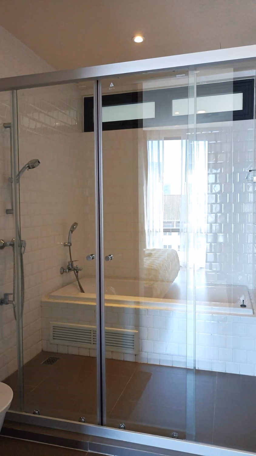 2 Bed Condo for Rent in Watthana - Image 5