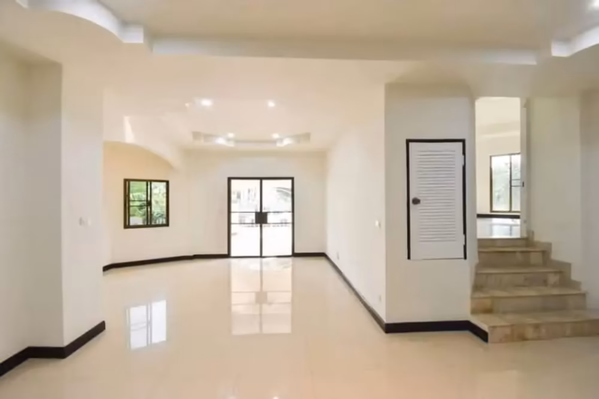 3 Bedroom House - Image 2